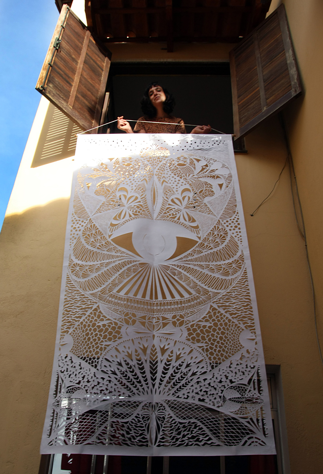 paper cutting de Ari&aacute;dine Meneses